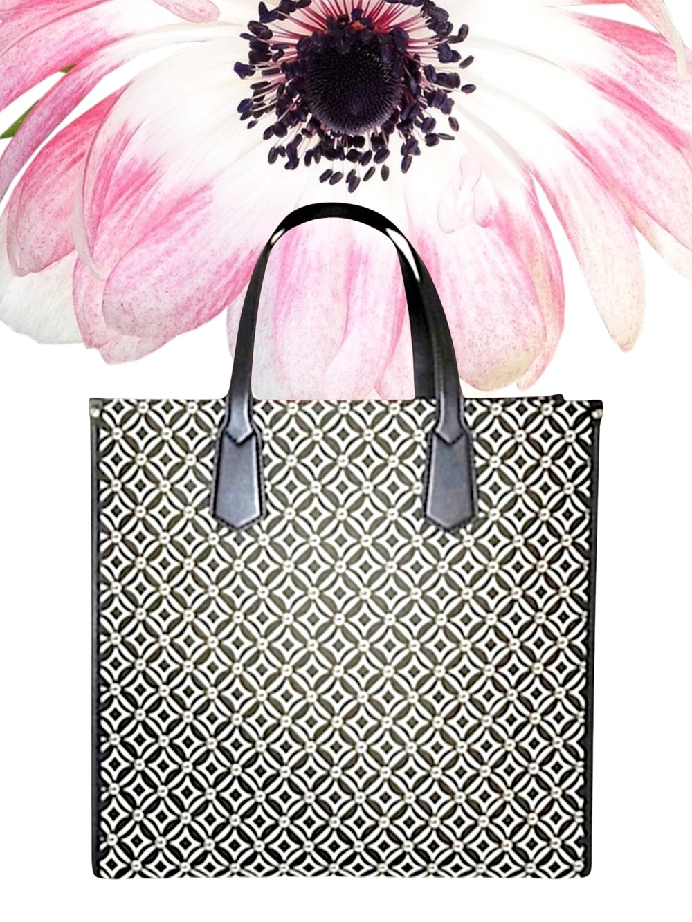 MICHAEL Michael Kors Black and Cream Geometric Tote